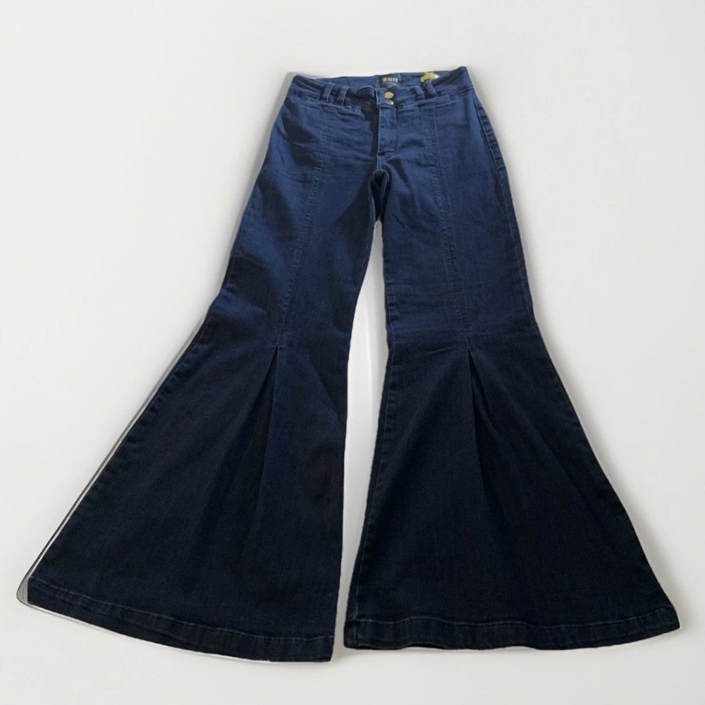 Anthropologie Maeve Extreme Wide Leg Pleated Bell Bottom Jeans Size 24